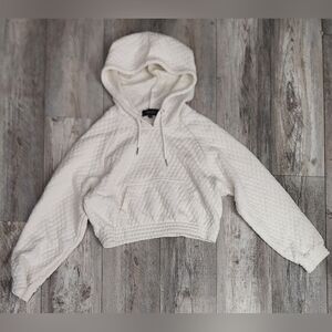 New Look Quilted Cropped Cream Hoodie